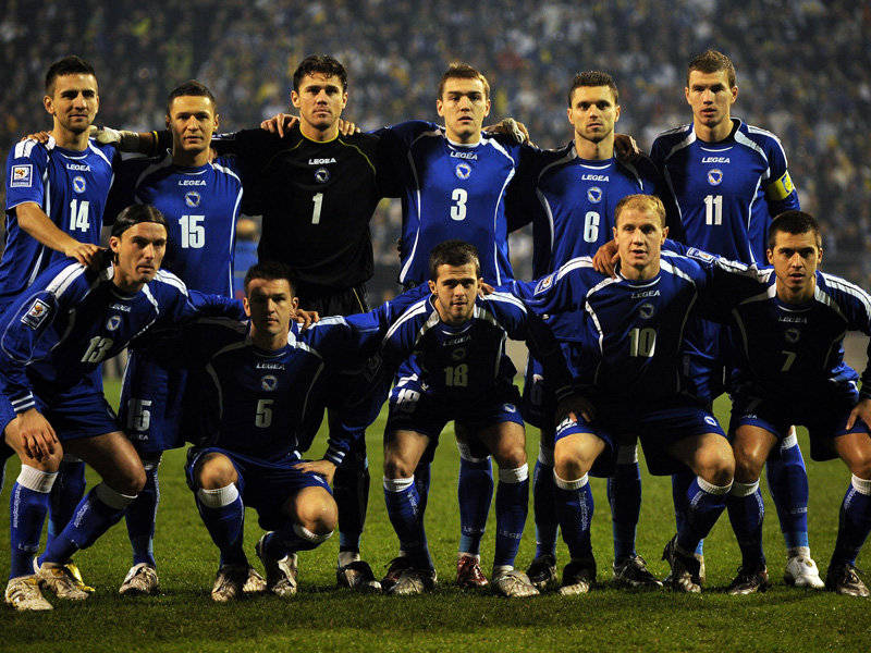 荷兰惊险胜波黑,挺进半决赛的简单介绍 荷兰惊险胜波黑,挺进半决赛的简单介绍