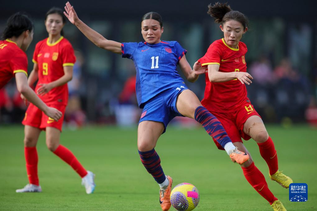 伊朗女足在友谊赛中取得胜利 伊朗女足在友谊赛中取得胜利