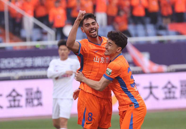 新晋冠军争霸开战,新星崭露头角!的简单介绍 新晋冠军争霸开战,新星崭露头角!的简单介绍