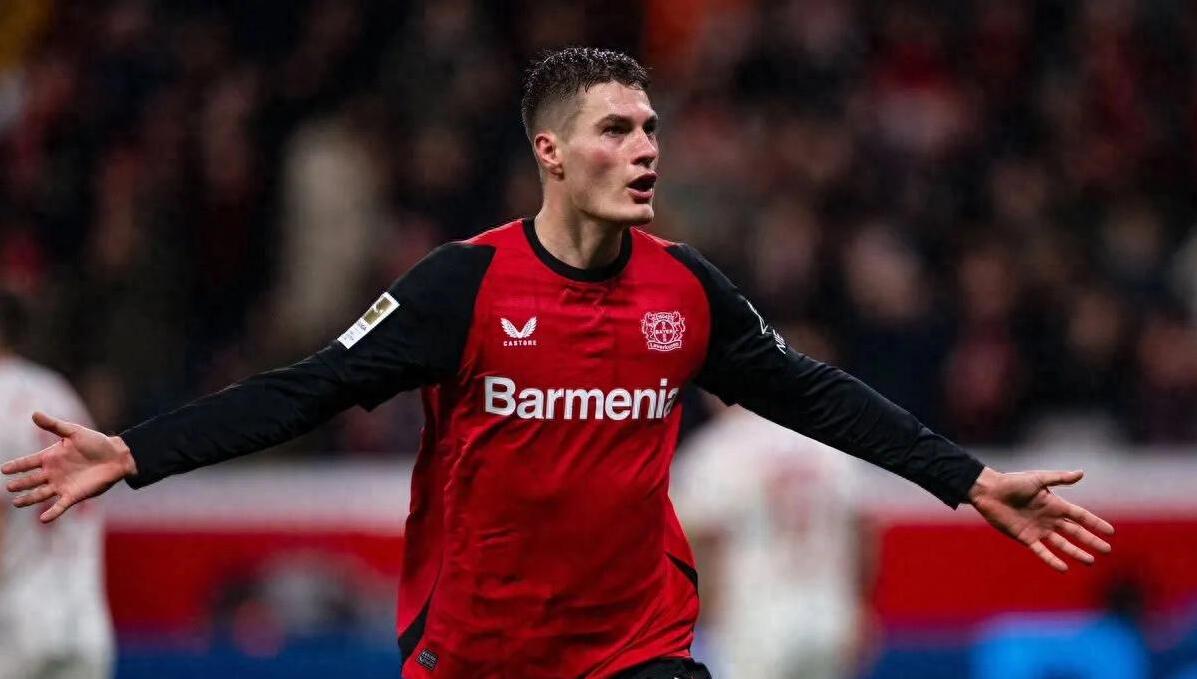 阿森纳防守端表现出色,稳固球队胜局 阿森纳防守端表现出色,稳固球队胜局