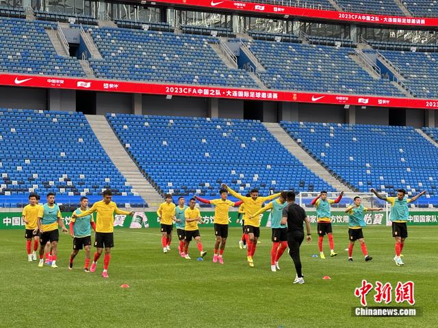 国际足球友谊赛在即,球队备战全力以赴的简单介绍 国际足球友谊赛在即,球队备战全力以赴的简单介绍