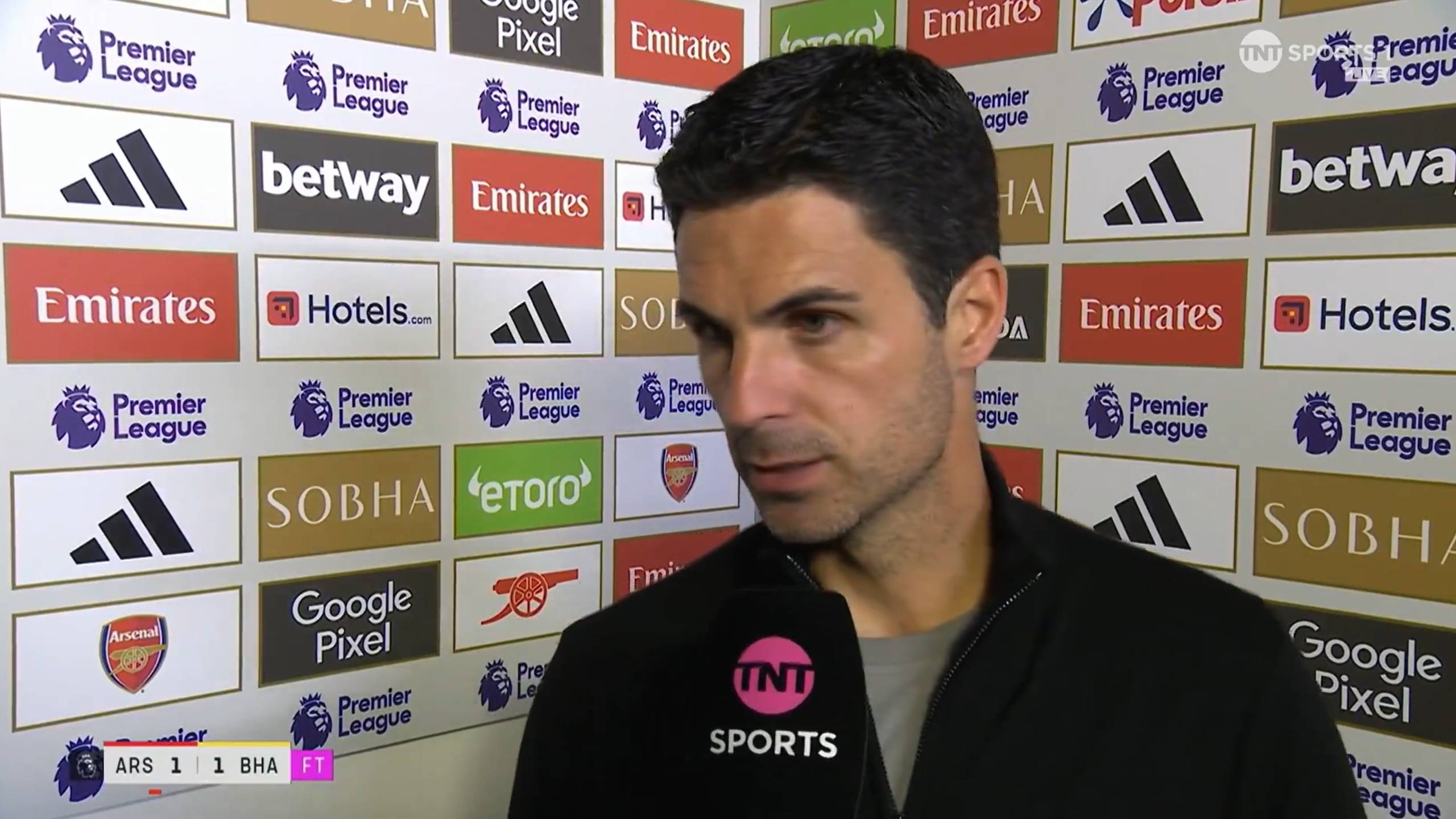 开云体育APP下载-阿森纳主场遭遇逆转，球迷唏嘘不已！