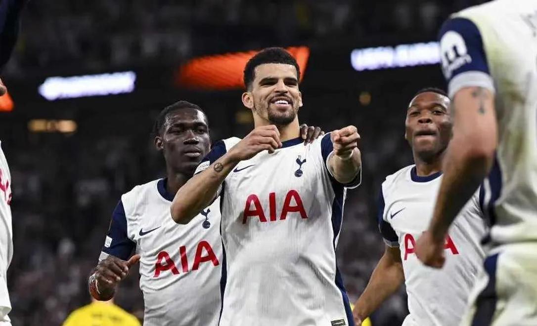 包含曼联大胜,西甲豪门稳固领先地位的词条 包含曼联大胜,西甲豪门稳固领先地位的词条