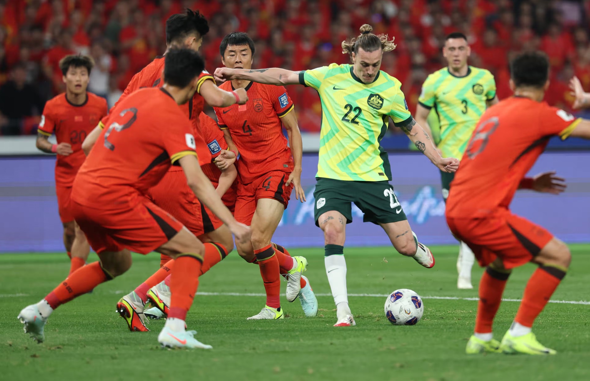 欧预赛比赛一触即发，球队备战势如破竹的简单介绍