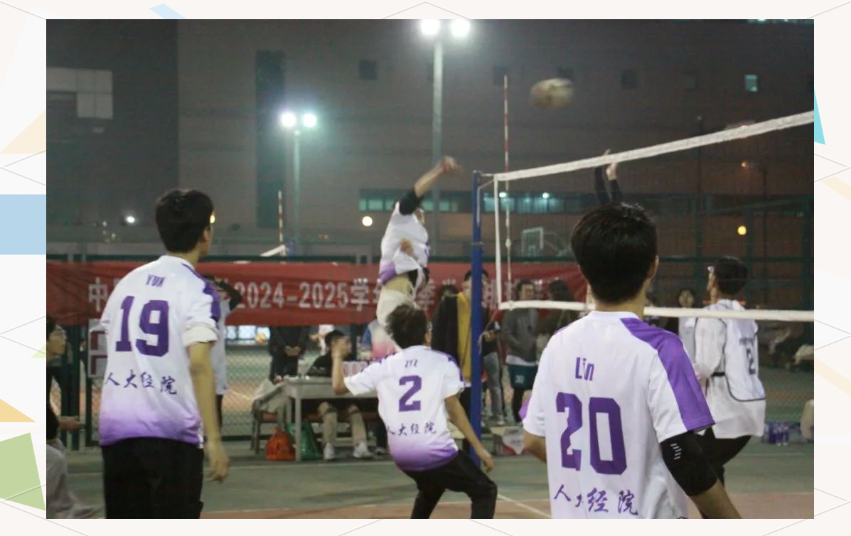 开云体育登录-关于精彩对抗赛引爆观众热情，比赛精彩纷呈的信息