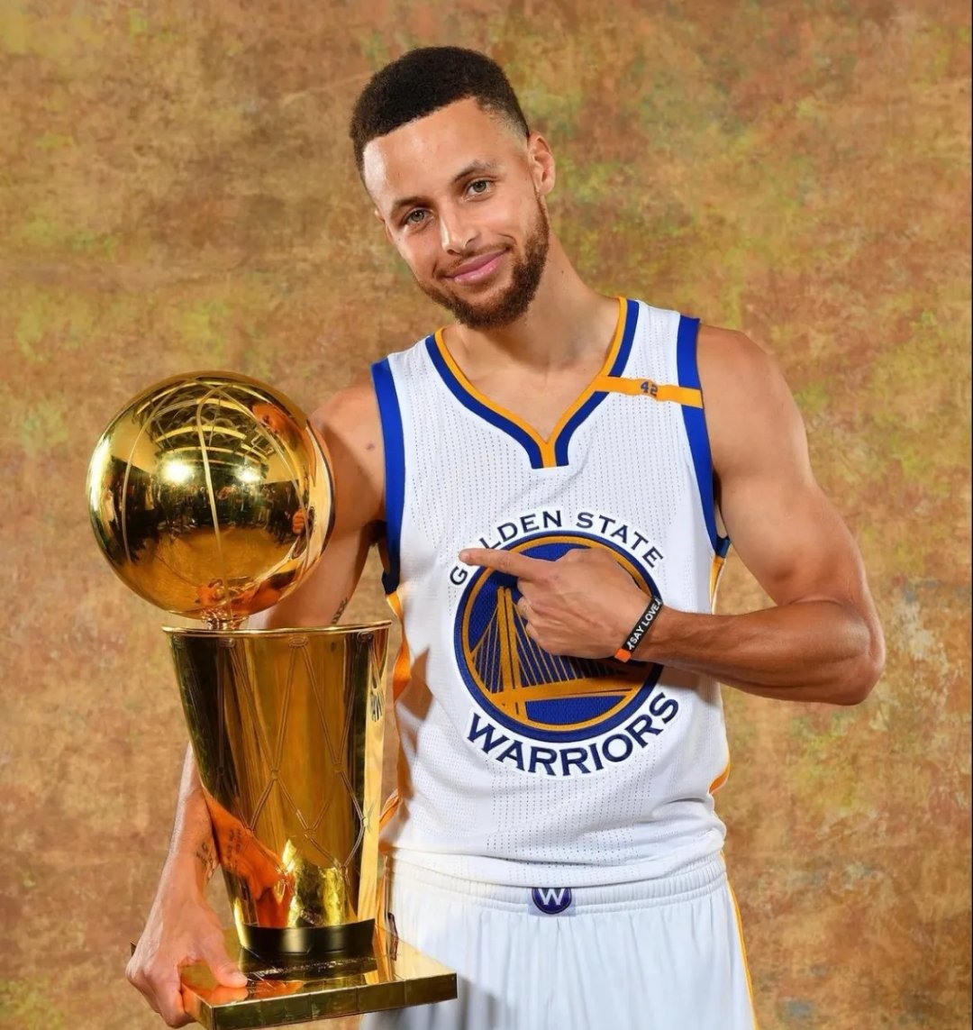 勇士队再次夺冠,雄起联赛巅峰 勇士队再次夺冠,雄起联赛巅峰