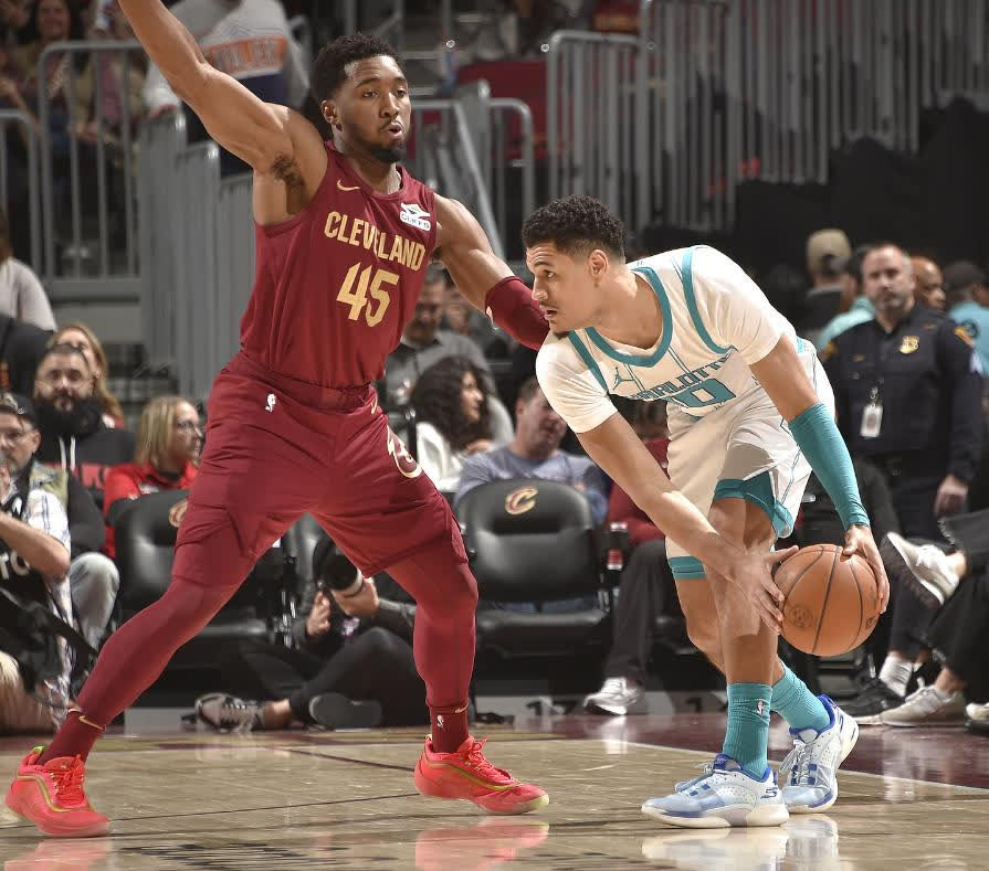 NBA球员伤愈复出,重返球场全力拼搏的简单介绍 NBA球员伤愈复出,重返球场全力拼搏的简单介绍