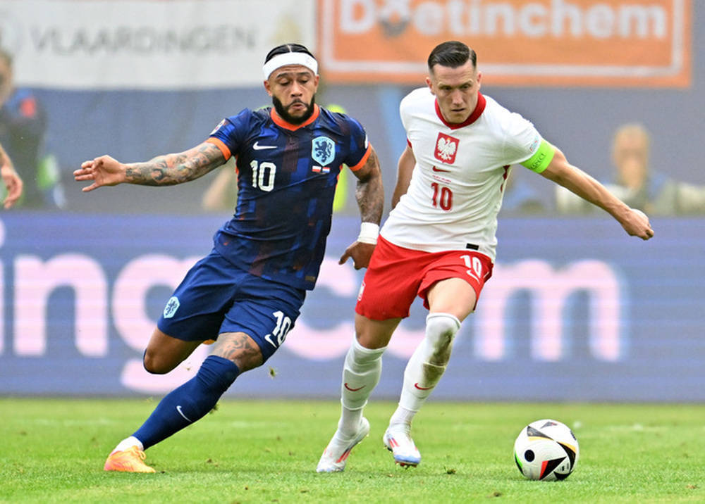 开云下载-波兰力克意大利，晋级半决赛