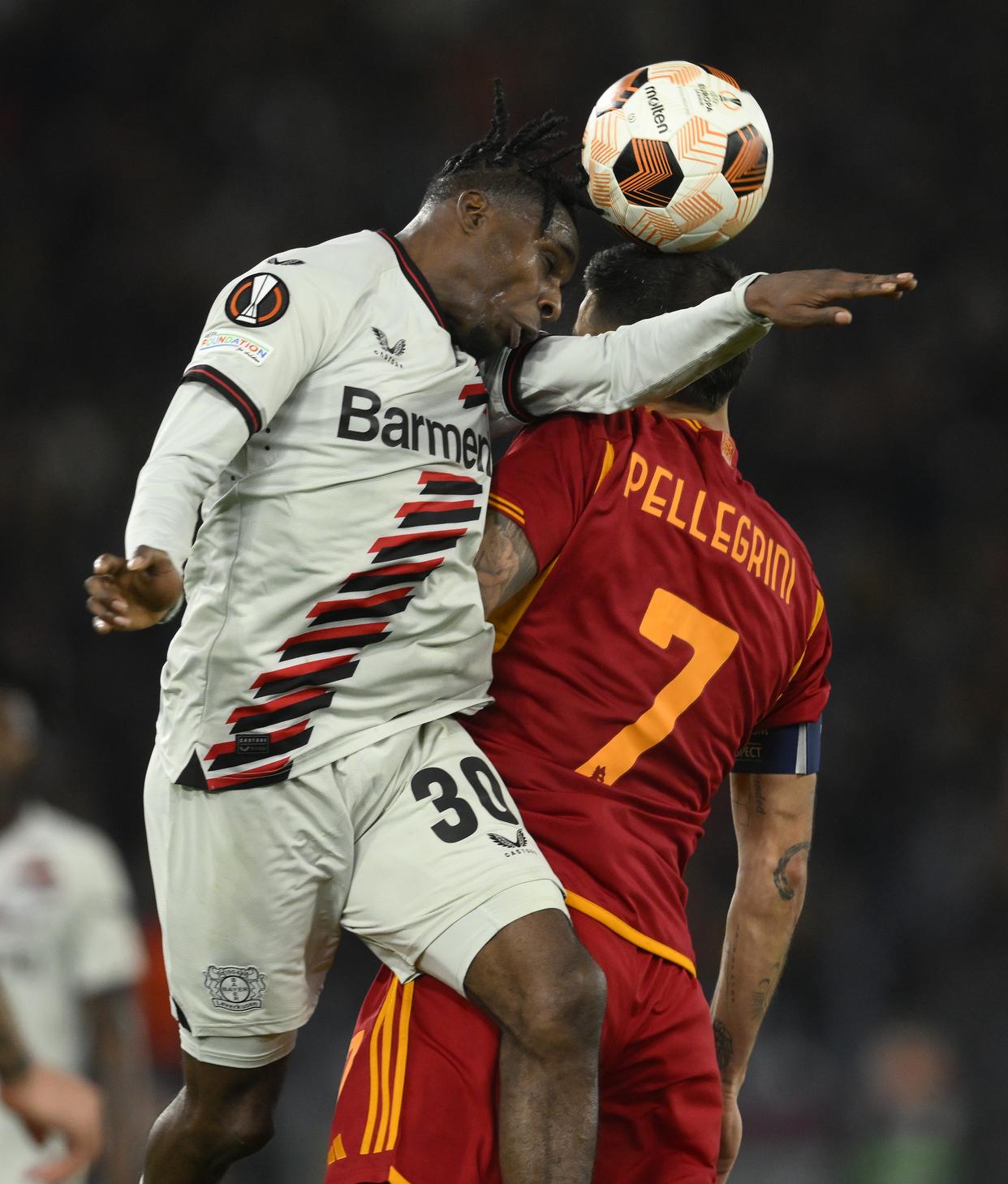 开云APP-关于勒沃库森队在客场惨败表现难以令人满意的信息