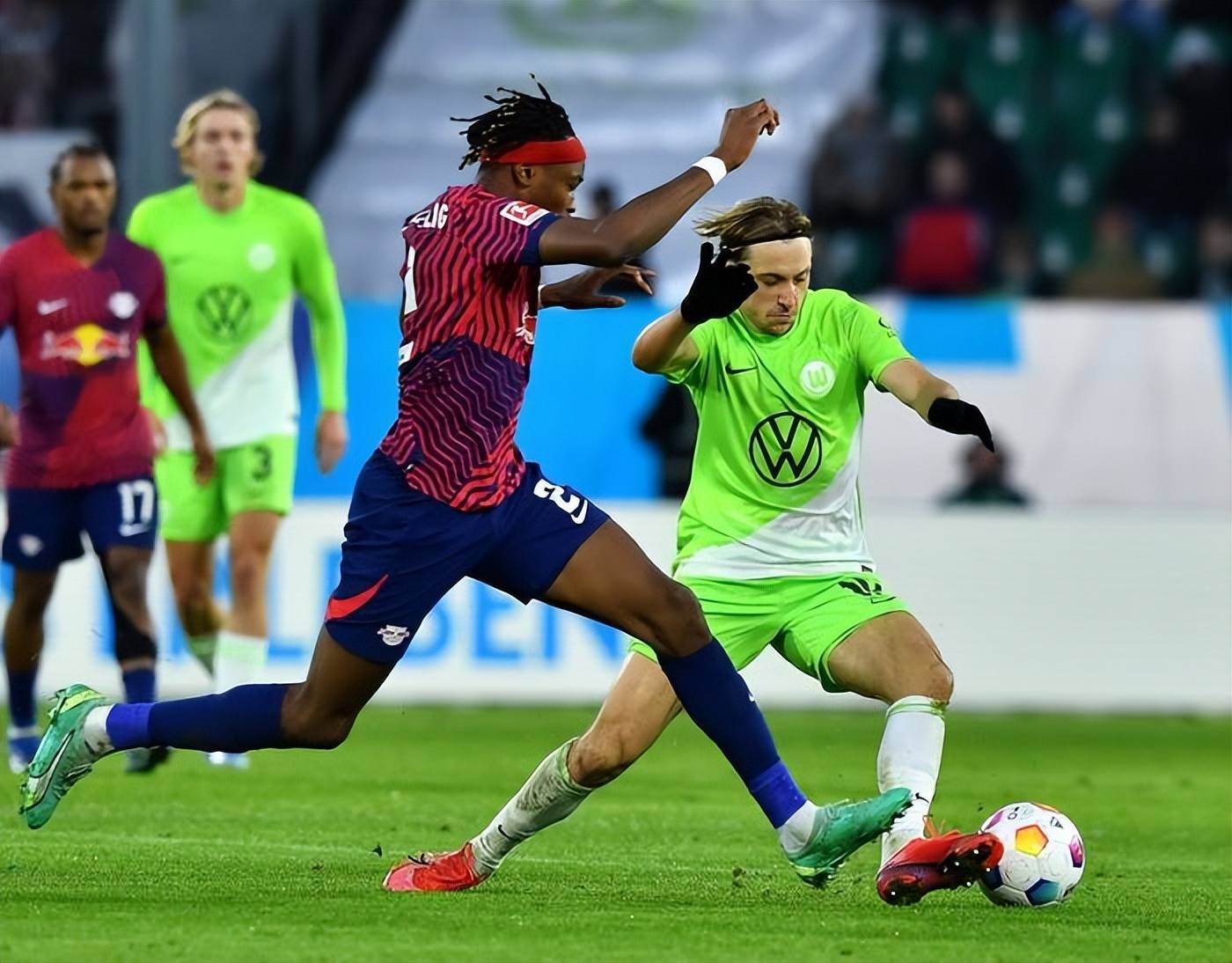 包含沃尔夫斯堡主场告负,连败势头难改的词条 包含沃尔夫斯堡主场告负,连败势头难改的词条