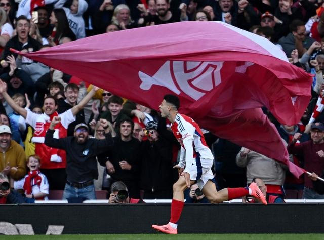开云体育官网-英超劲旅：备战冠军赛季关键之时的简单介绍