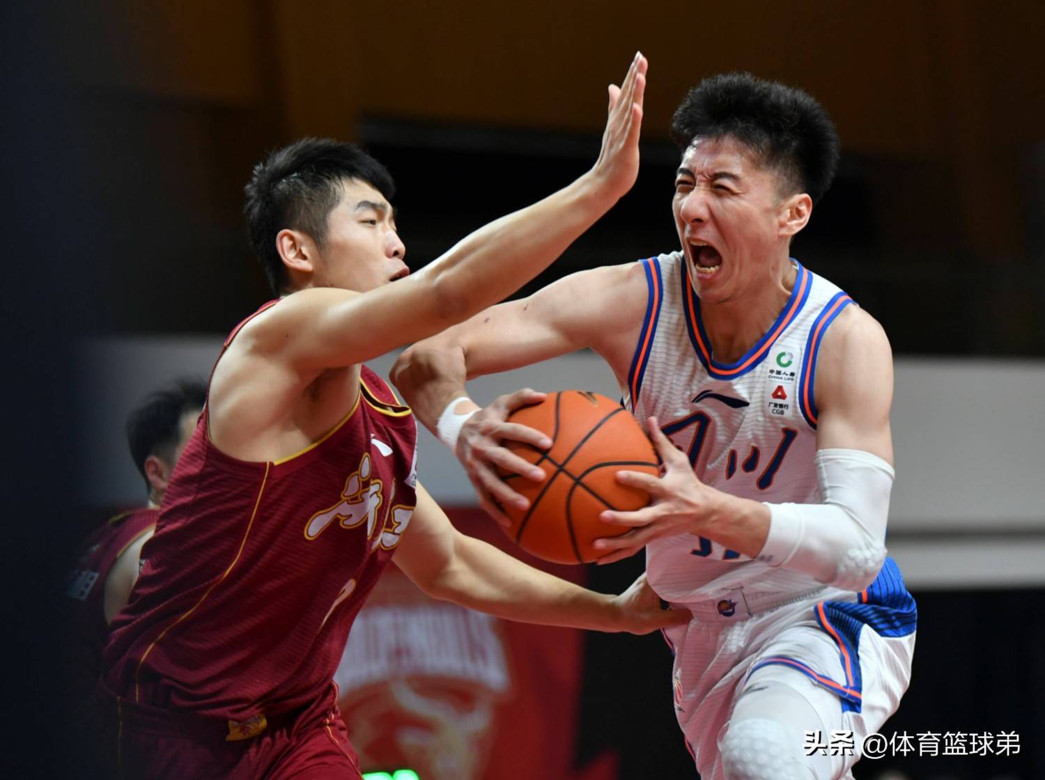 开云APP-吉林队不敌四川队，遭遇两连败