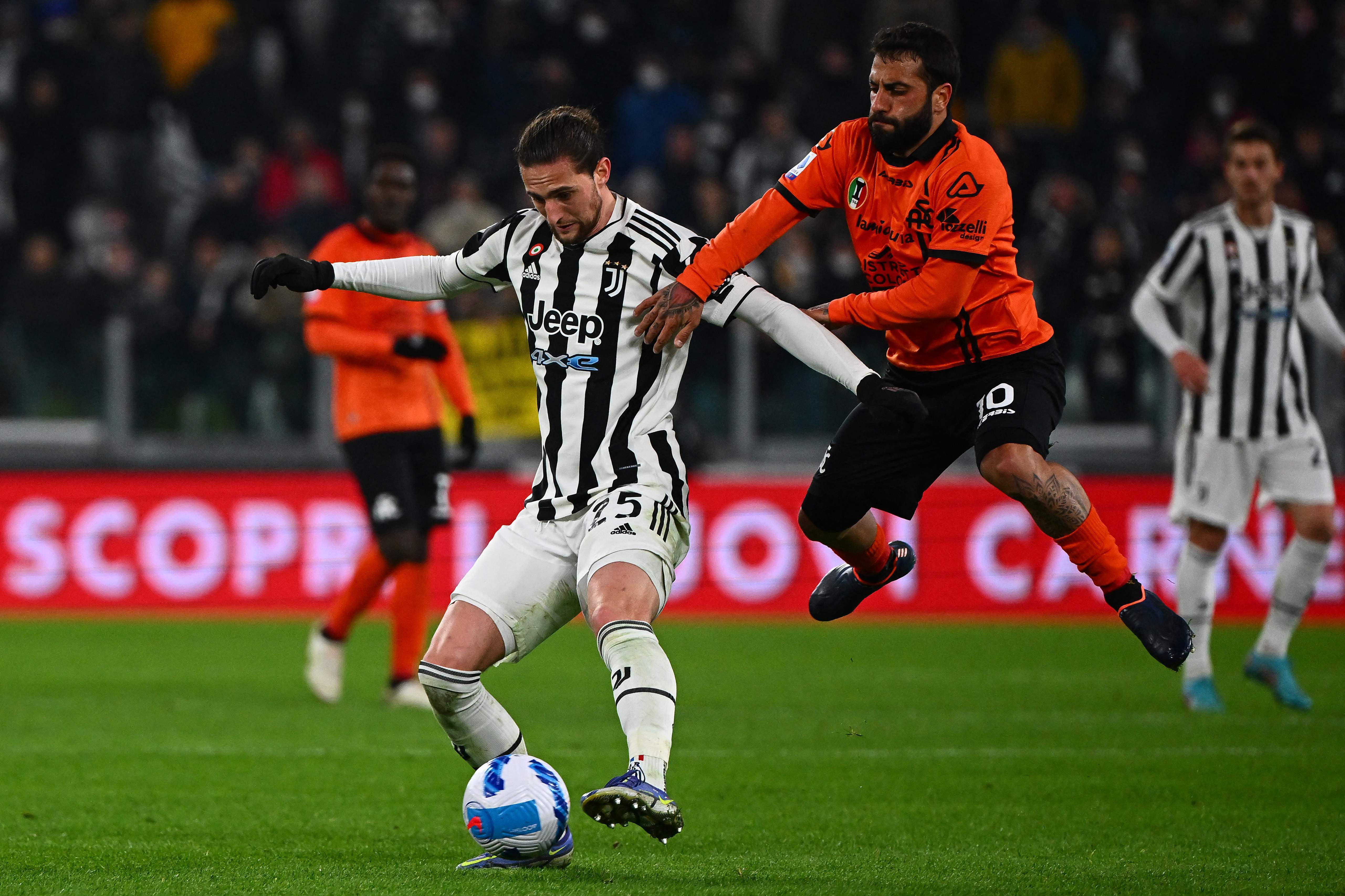 热那亚客场逆袭,实现胜利继续前行的简单介绍 热那亚客场逆袭,实现胜利继续前行的简单介绍