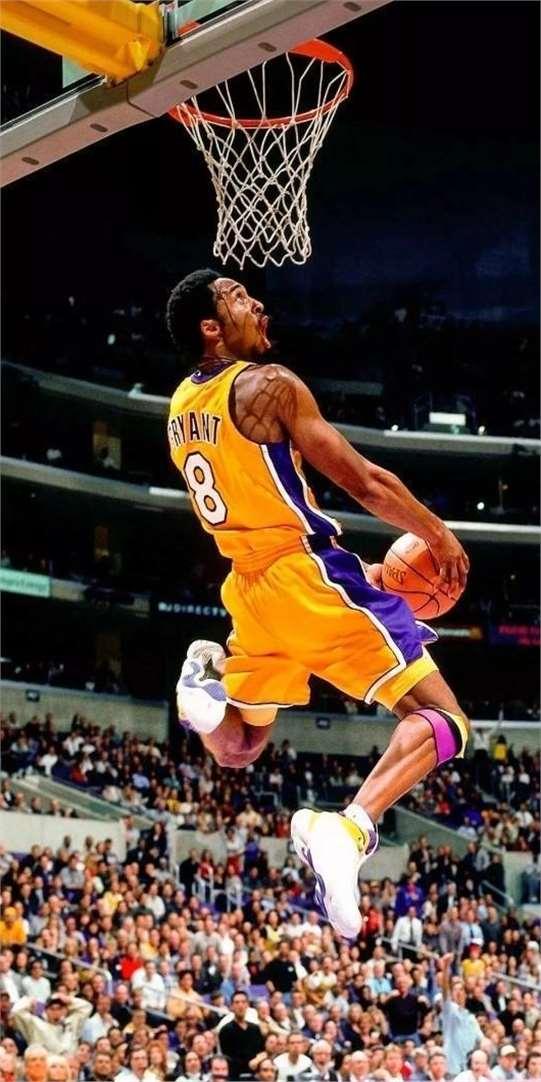 关于篮球世界焦点:球员传奇故事感人至深的信息 关于篮球世界焦点:球员传奇故事感人至深的信息