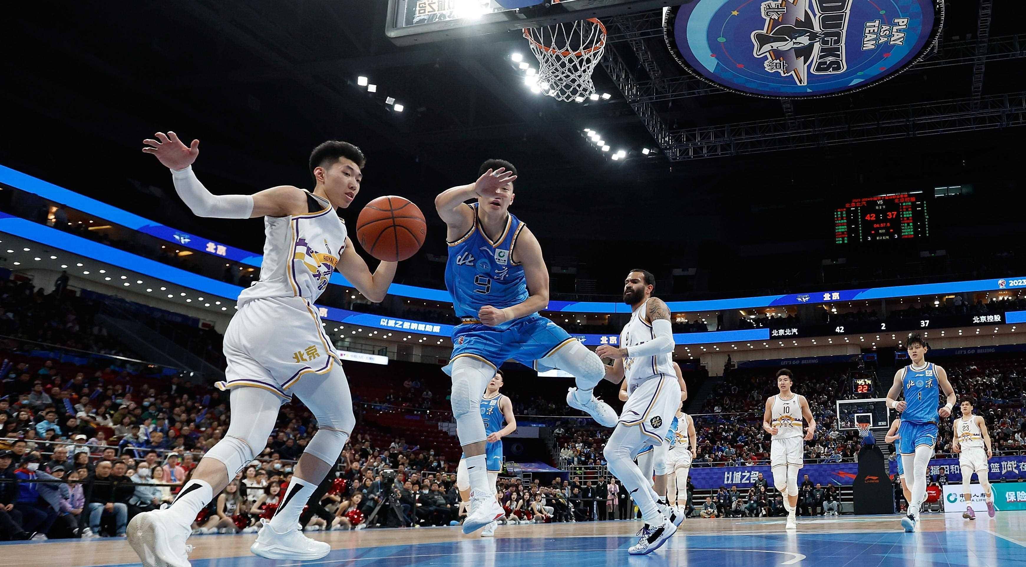 精选篮球赛事直击球员精彩表现 精选篮球赛事直击球员精彩表现