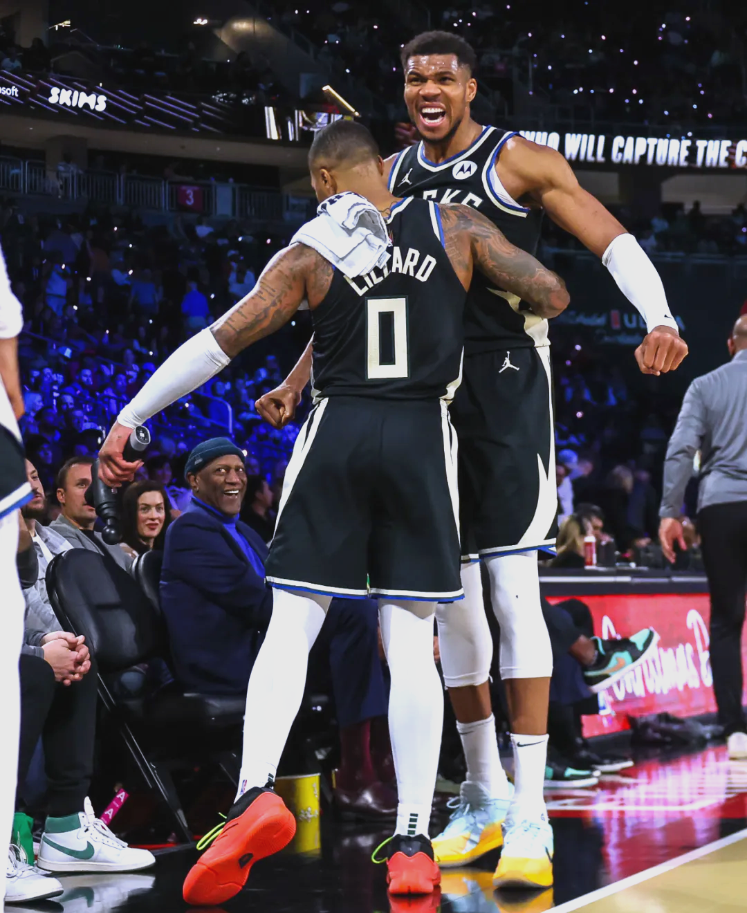 开云APP-开拓者横扫雄鹿，利拉德25分助攻赢球