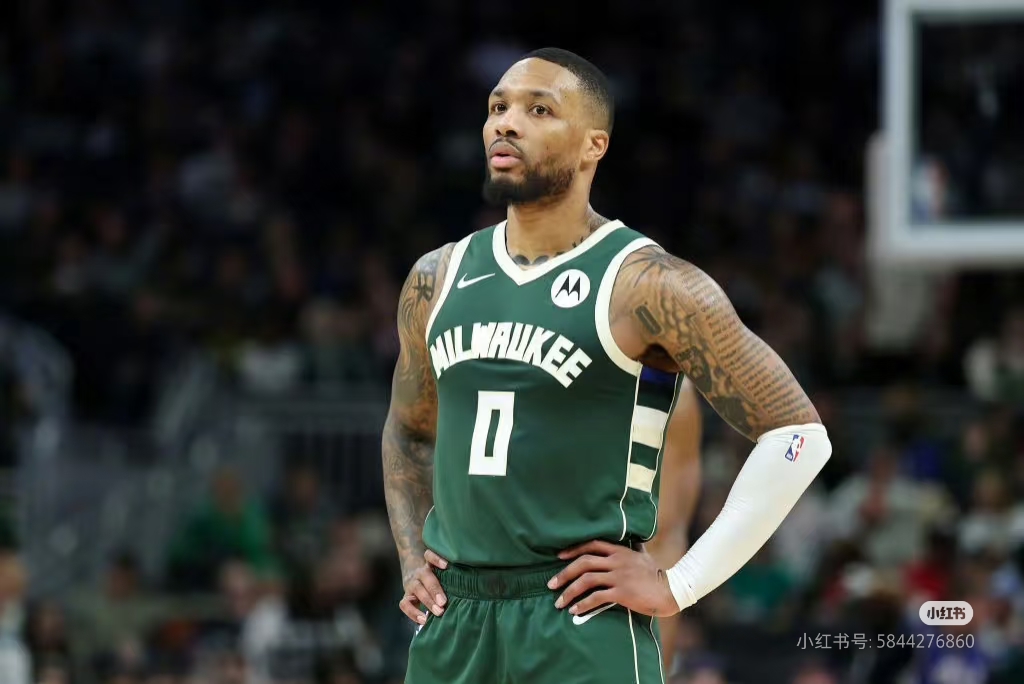 开拓者横扫雄鹿,利拉德25分助攻赢球 开拓者横扫雄鹿,利拉德25分助攻赢球