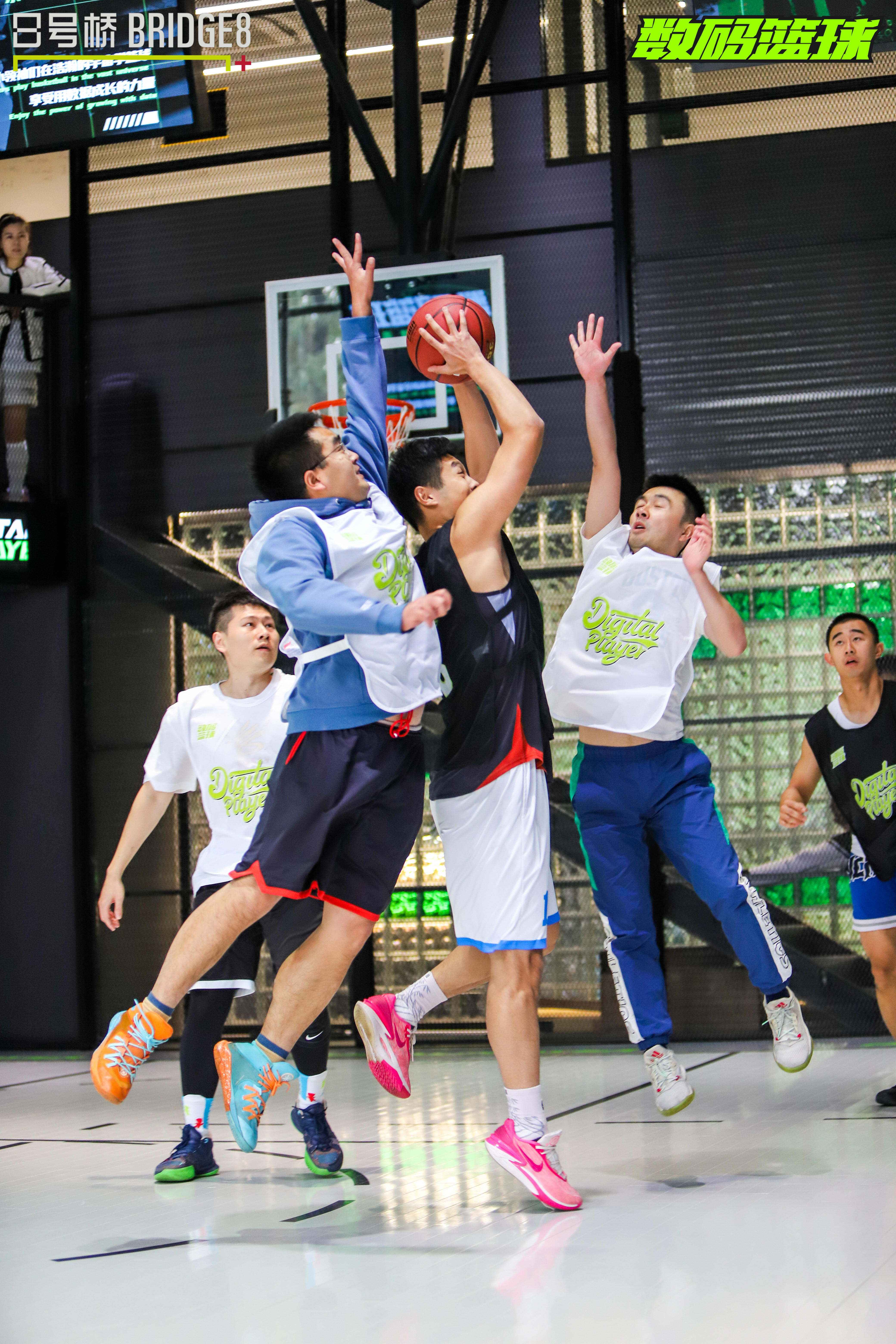 男篮职业联赛中队伍的默契配合实力 男篮职业联赛中队伍的默契配合实力