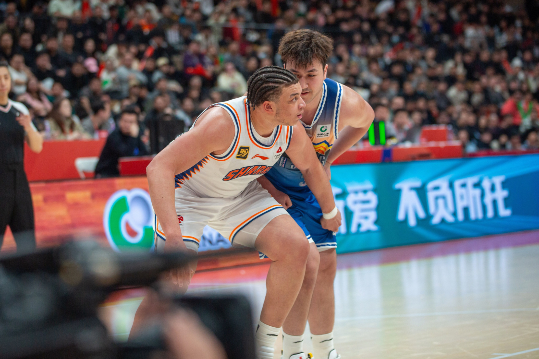 上海队力克对手,继续向季后赛进发的简单介绍 上海队力克对手,继续向季后赛进发的简单介绍