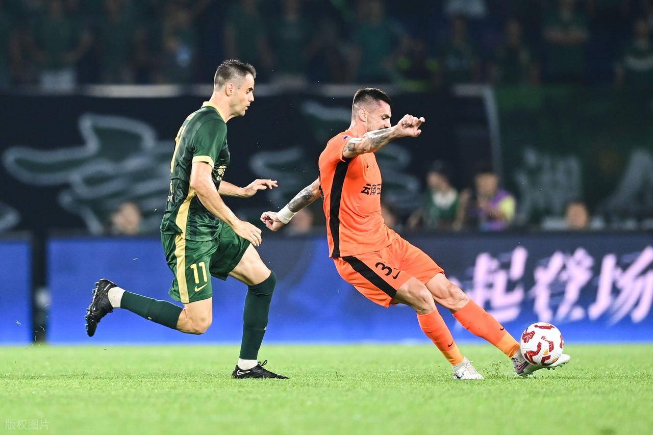 开云体育官网-对抗赛中外援争相表现，为球队争取胜利的简单介绍