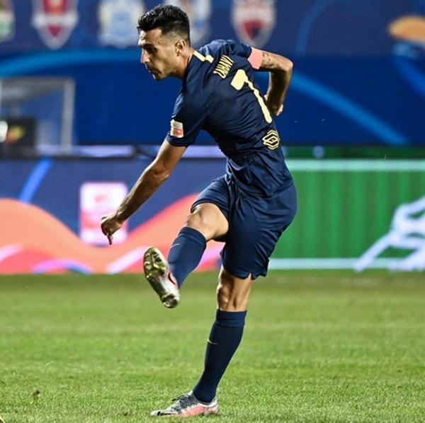 开云平台-包含广州富力队球员状态火热，成为球队得分保障的词条