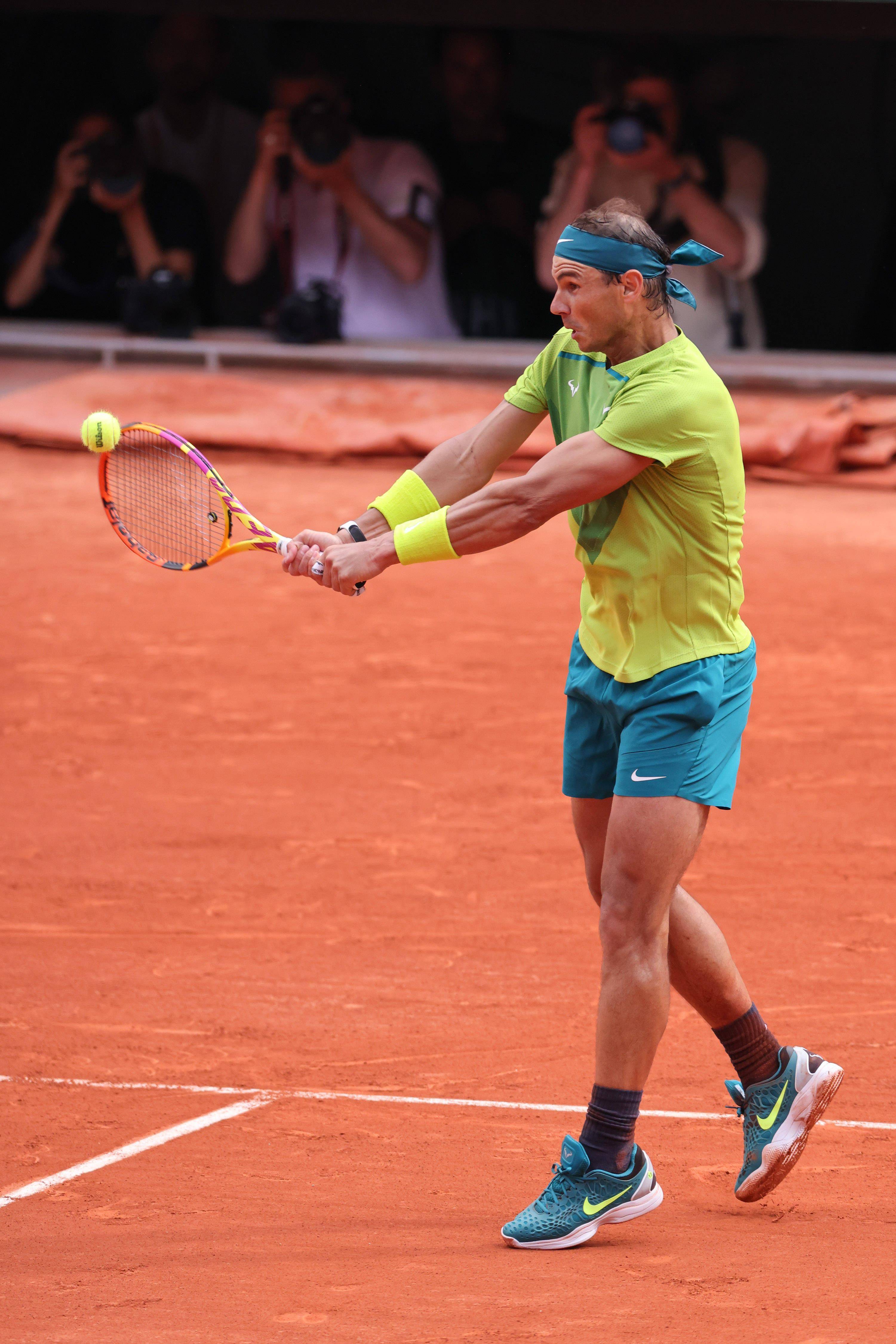 开云下载-西班牙网球队力克英国网球队，纳达尔惊艳世界的简单介绍